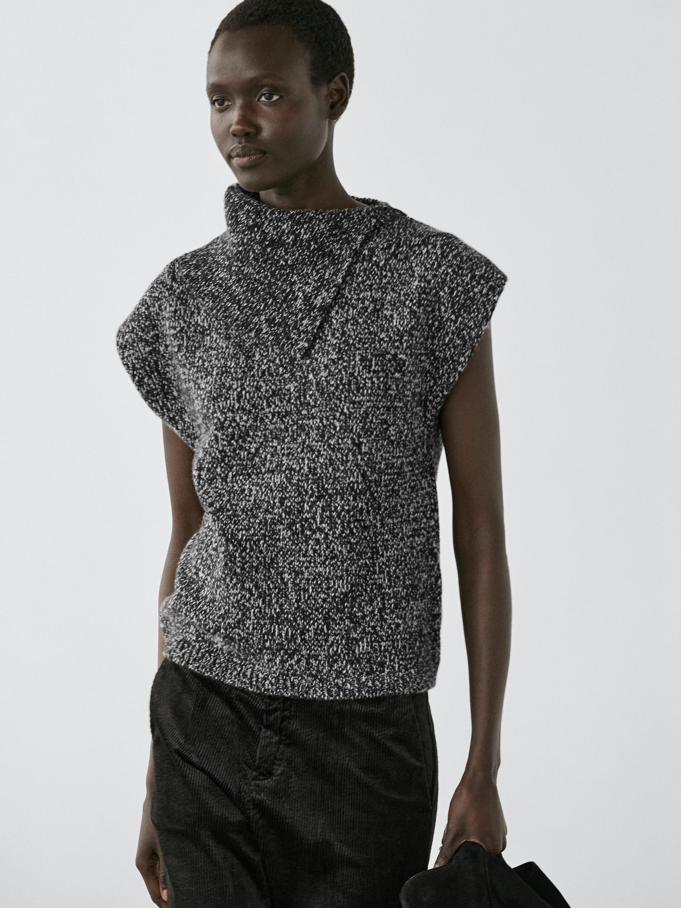 Mouliné knit vest with collar detail